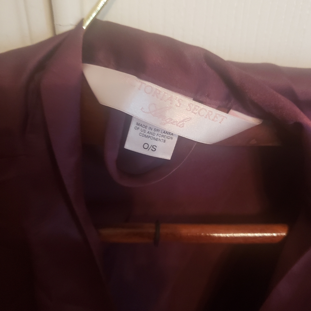 Victoria Secret's Robe - Picture 2 of 2